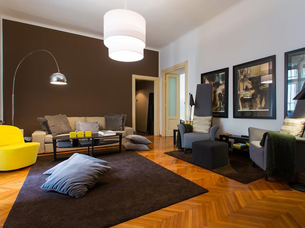 Valsabbion City Suite Pula Exterior photo